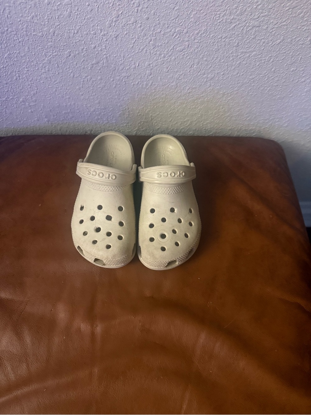 CROCS Kids Classic Clog - Cream/Off-White